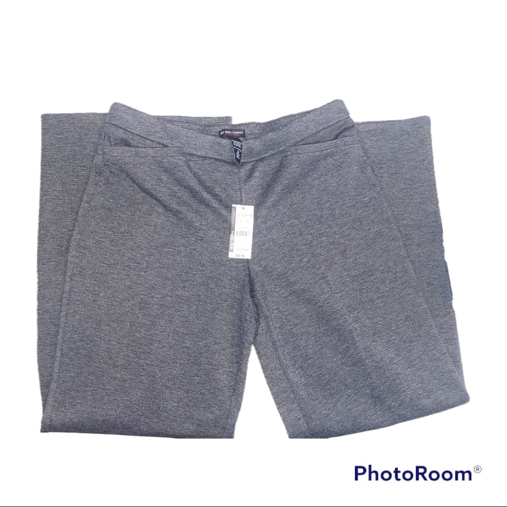 NWT New York & Co Gray Flare Leg Pull-on Pants